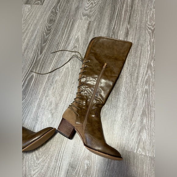 Wanted Women’s Thigh High Boots - Picture 5 of 9